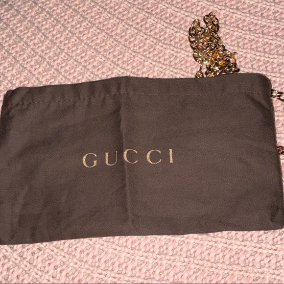 Gucci Metallic Gold Clutch with Chain - Picture 2 of 7
